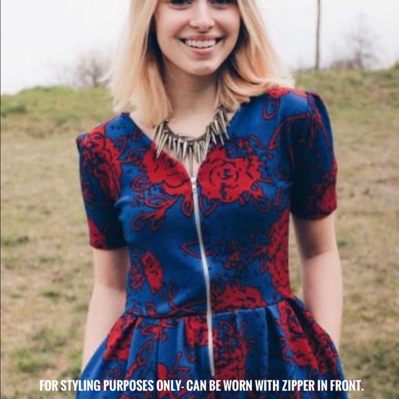 Amelia size S dress with pockets— purple/white - Picture 4 of 7